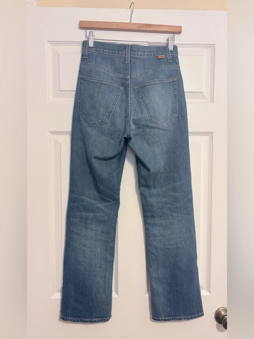 Jamie Haller Kenickie Jeans in Distressed Indigo 24 waist measures 26” - Picture 4 of 8